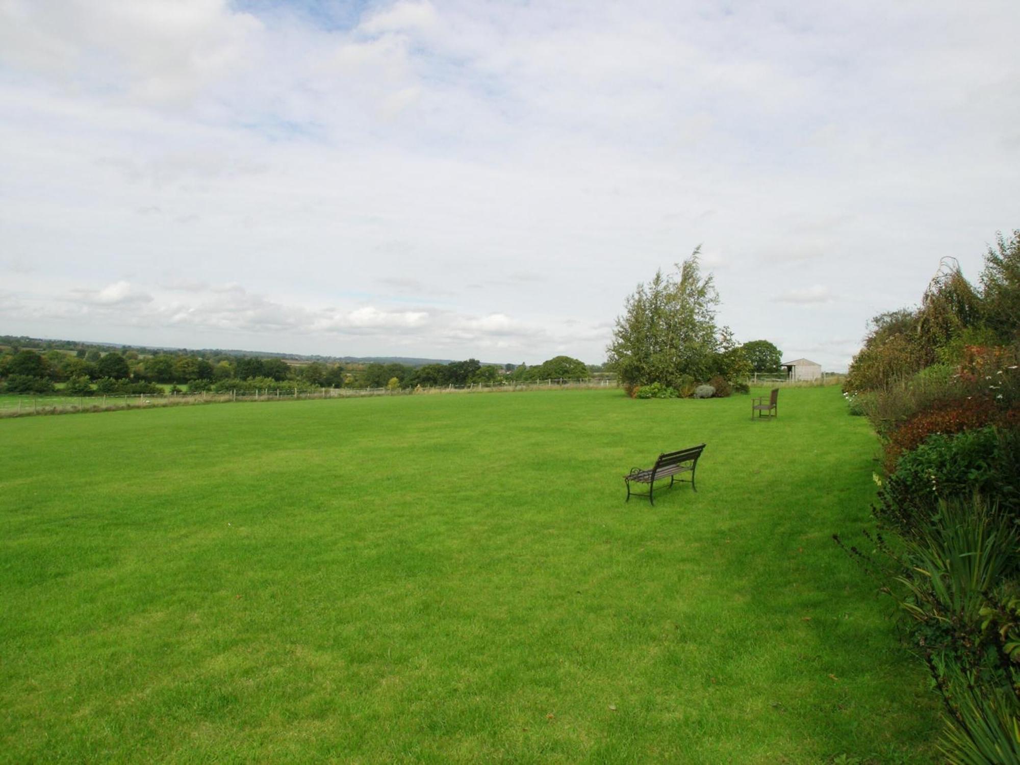 Abbotts Ball Farm Potterne Esterno foto